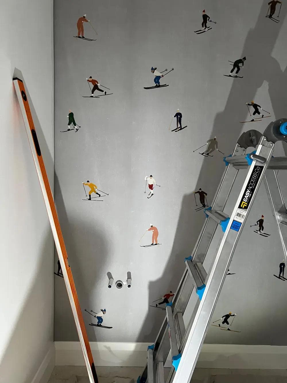 wallpaper powder room