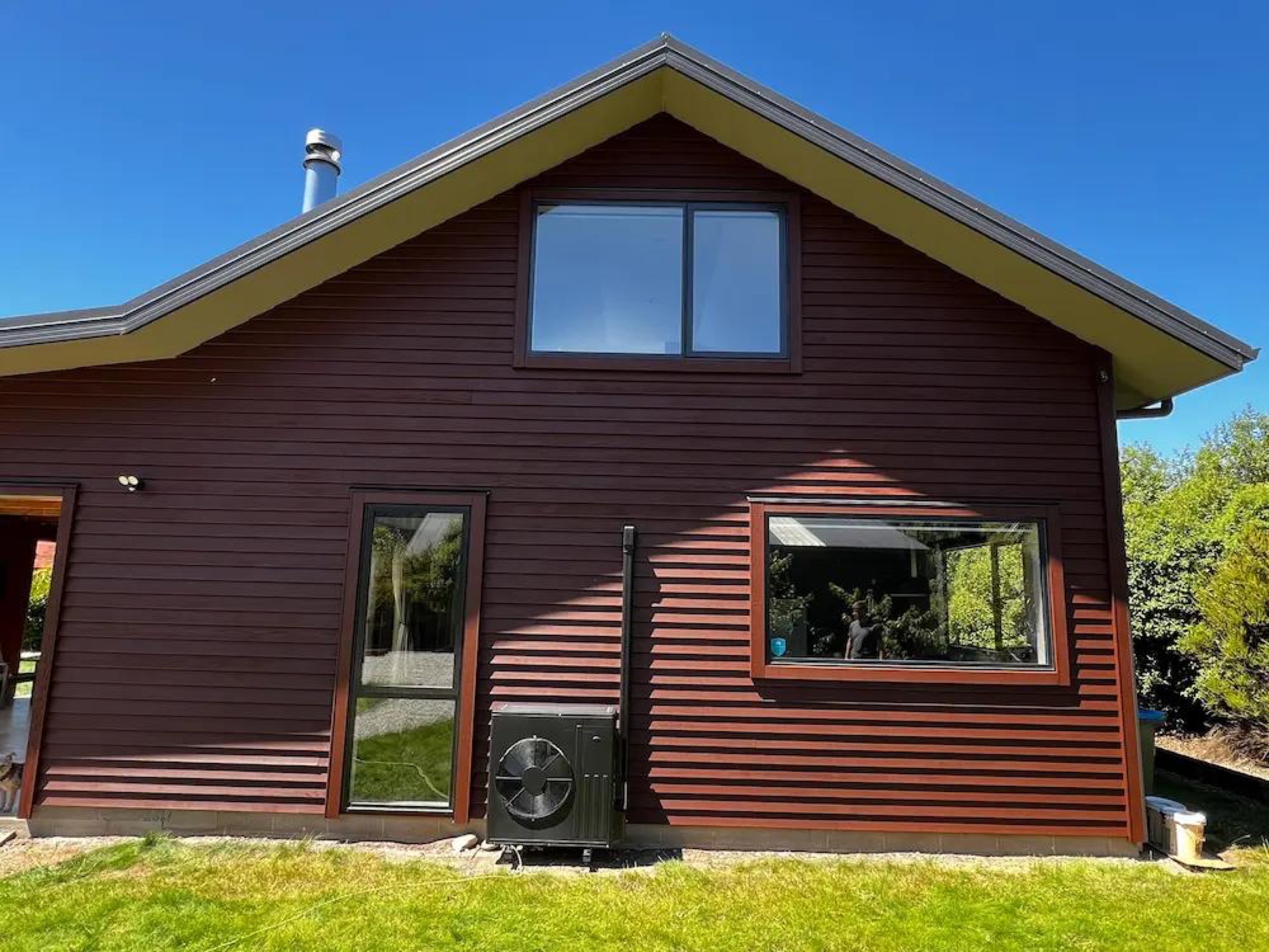 Cedar Refresh in Lake Hawea - After 5: Refreshed Cedar Rear Gable Wall Lake Hawea