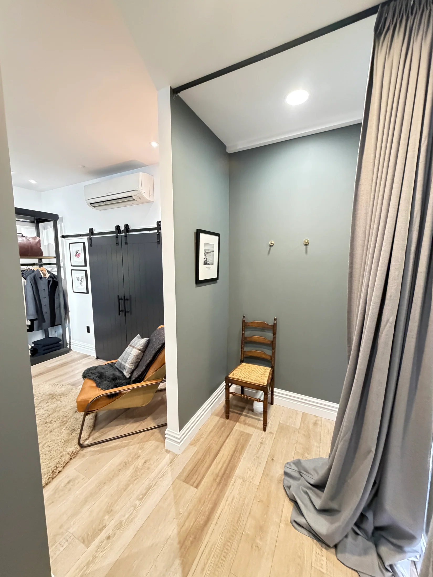 Rodd & Gunn Store Painting, Wanaka - After 5: Painted Green Fitting Room Mirror Wanaka