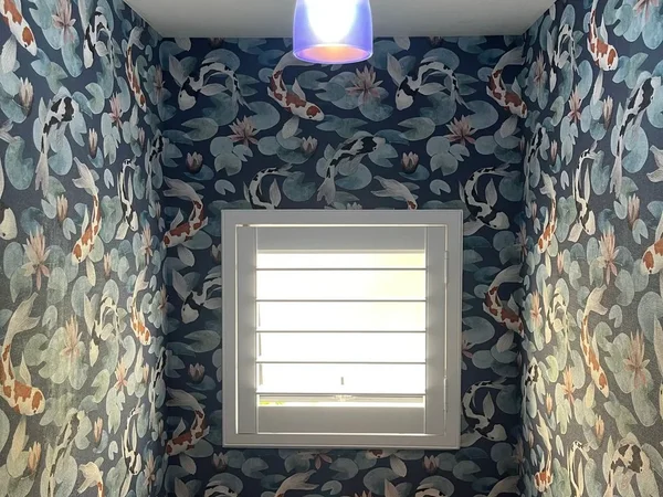 Professional wallpapering tools and setup